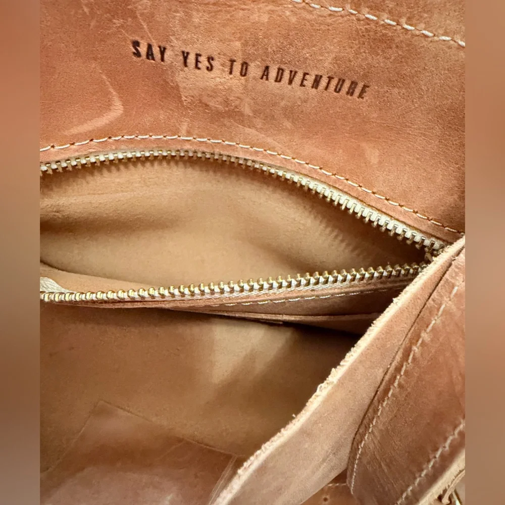 Super 🔥 Deal Sseko Tan Leather Shoulder Bag with Carry Metal Rings 
🤜👜🤛 - Picture 9 of 12